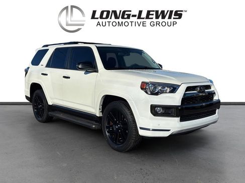 Used 2019 Toyota 4Runner 4WD image 10