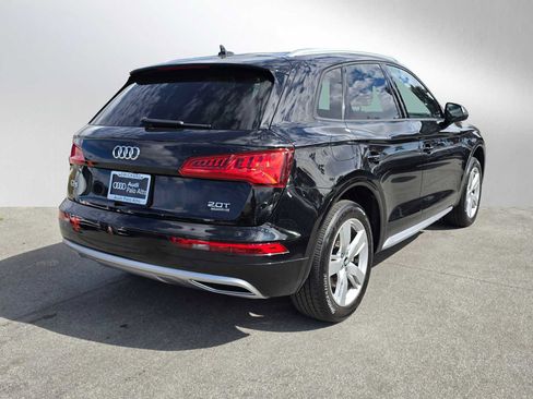 Used 2018 Audi Q5 2.0T Premium image 3