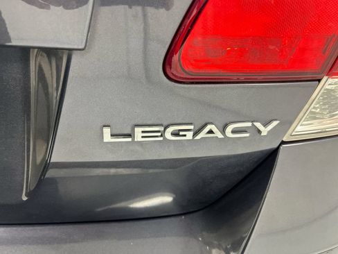 Used 2010 Subaru Legacy 2.5i Limited AWD/4WD image 24