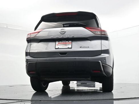 Used 2024 Nissan Rogue SV AWD/4WD image 27