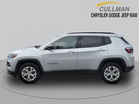 Used 2024 Jeep Compass Latitude AWD/4WD image 6