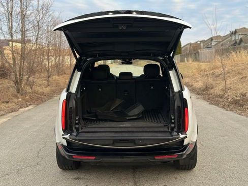 Used 2025 Land Rover Range Rover SE image 7