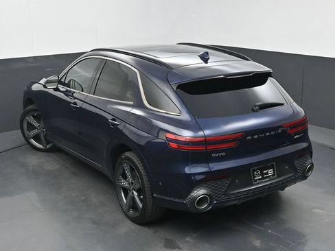 Used 2022 Genesis GV70 3.5T Sport w/ Sport Prestige Package AWD/4WD image 43