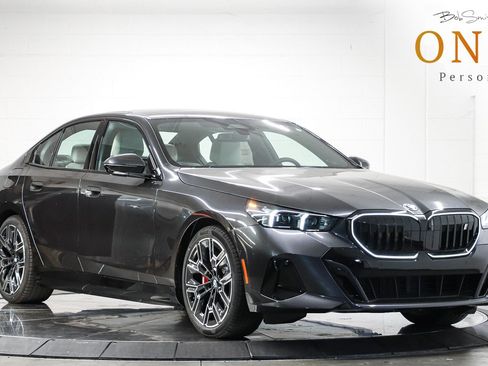 New 2027 BMW i5 M60 w/ M Sport Package RWD image 1