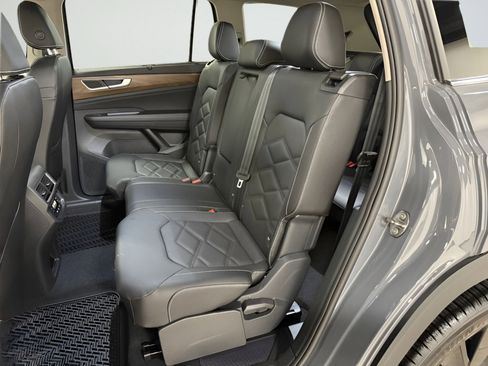 New 2026 Volkswagen Atlas SE image 19