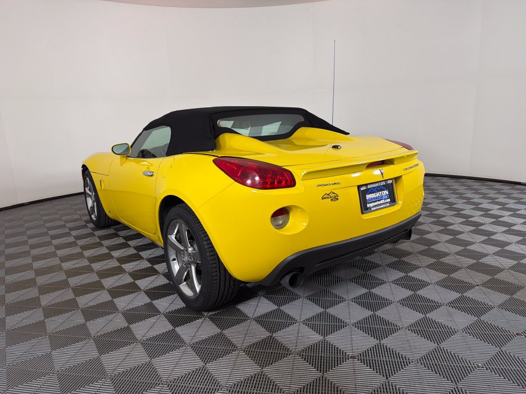 Used 2007 Pontiac Solstice GXP w/ Premium Package RWD image 5