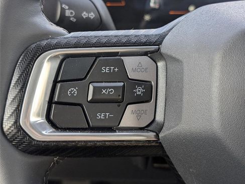 Used 2025 Ford Mustang Coupe image 41