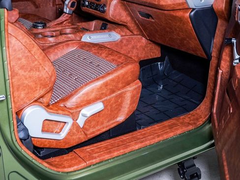 Used 2024 Ford Bronco Black Diamond image 20