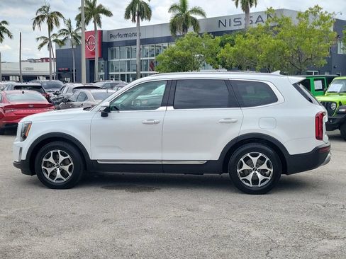 Used 2020 Kia Telluride EX AWD/4WD image 9
