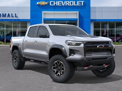 New 2026 Chevrolet Colorado ZR2 w/ Technology Package AWD/4WD image 38