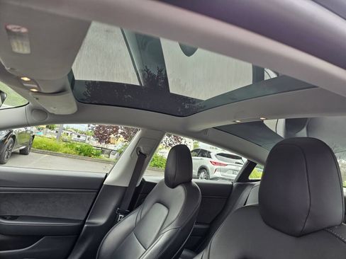 Used 2019 Tesla Model 3 RWD image 26