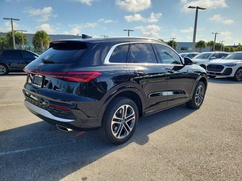 Certified 2025 Audi Q5 Premium w/ Convenience Package AWD/4WD image 7