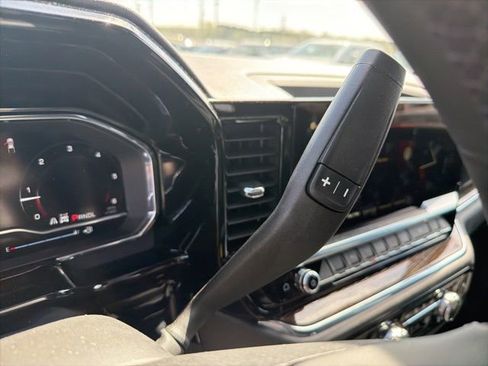 Used 2024 GMC Sierra 1500 Elevation image 10