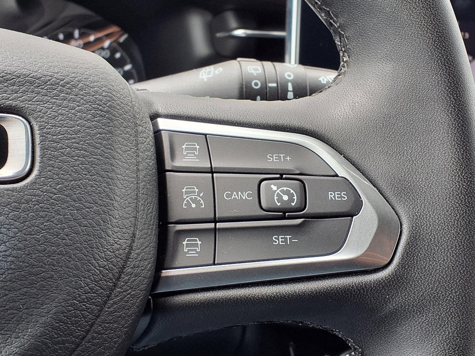 Used 2024 Jeep Compass Limited AWD/4WD image 26