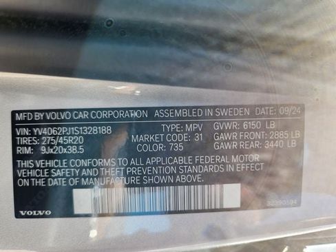 Certified 2025 Volvo XC90 B6 Core w/ Protection Package Premier AWD/4WD image 24