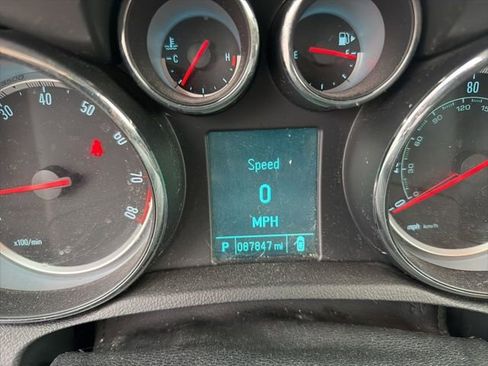 Used 2016 Buick Encore FWD image 2