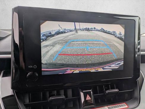 Used 2025 Toyota Corolla LE image 13