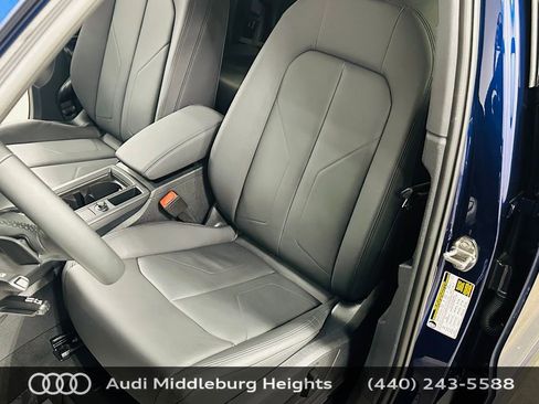 Certified 2025 Audi Q3 2.0T Premium w/ Convenience Plus Package AWD/4WD image 26
