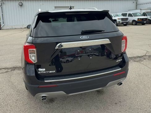 Used 2023 Ford Explorer Limited image 7