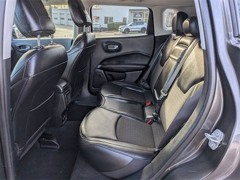 Used 2019 Jeep Compass Latitude w/ Cold Weather Group image 26