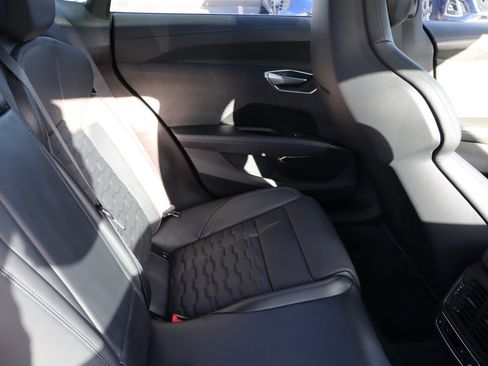 Used 2022 Audi e-tron GT Prestige AWD/4WD image 15