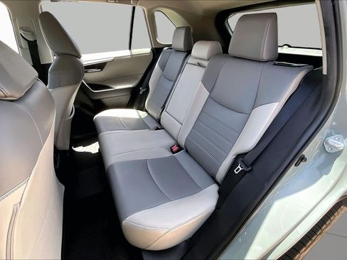 Used 2021 Toyota RAV4 XLE Premium FWD image 20