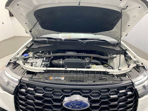 Used 2025 Ford Explorer ST w/ Sun And Sound Package AWD/4WD image 11