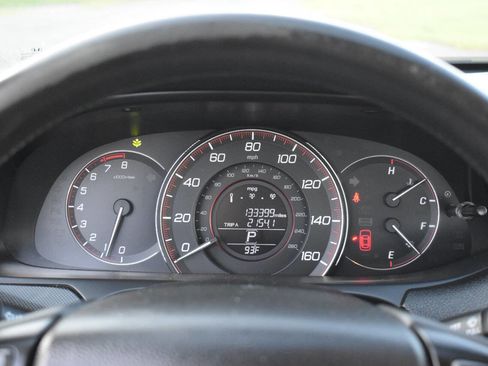 Used 2015 Honda Accord EX-L image 17