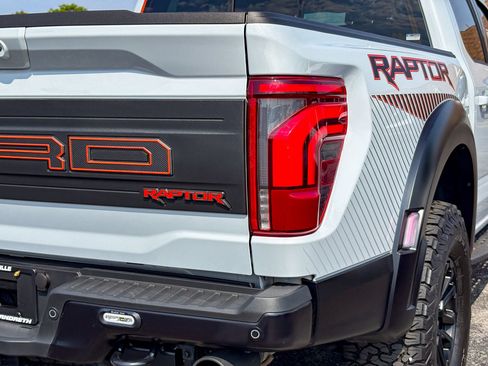 Used 2025 Ford F150 Raptor AWD/4WD image 14