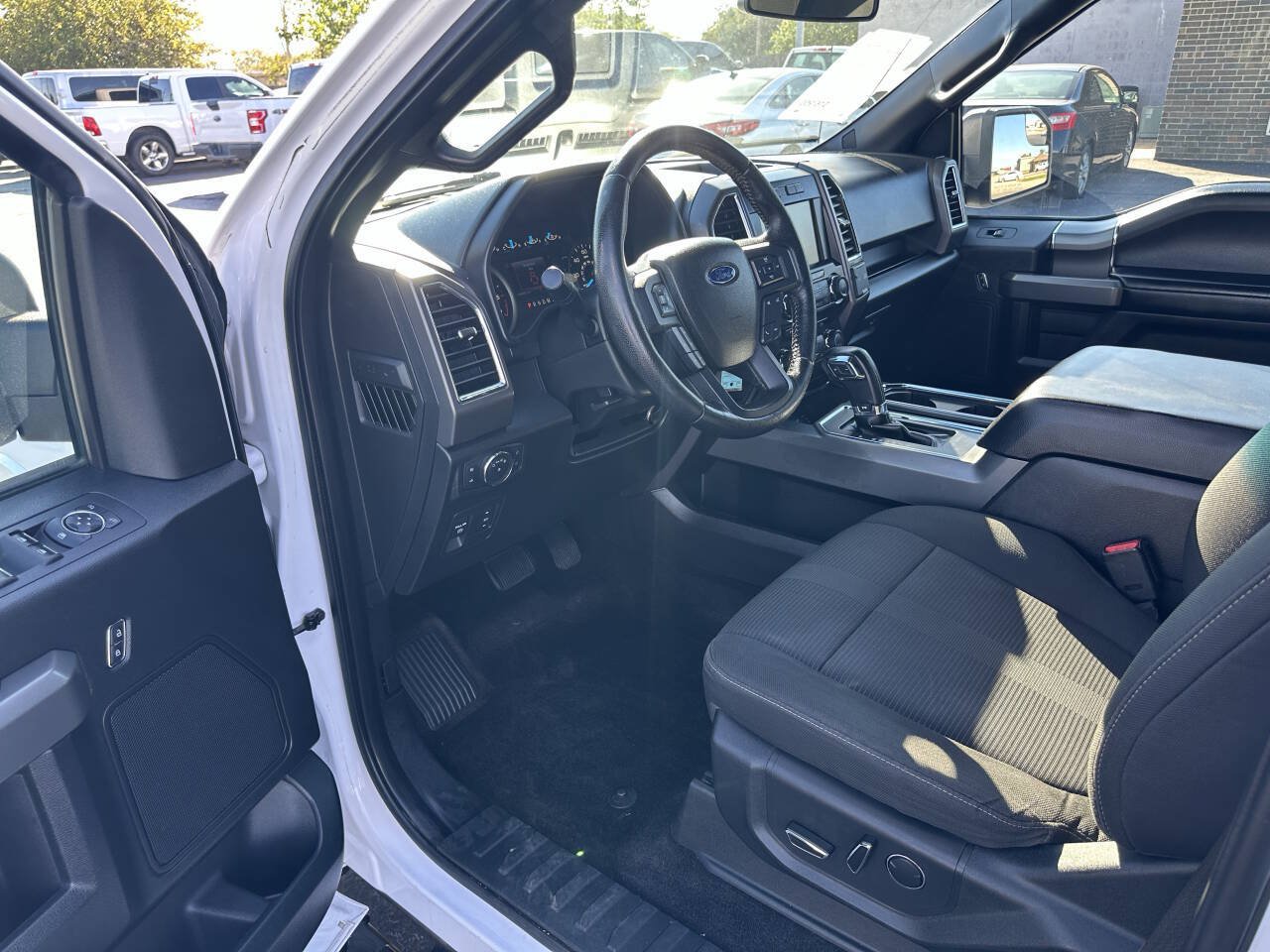 Used 2015 Ford F150 XLT w/ Equipment Group 302A Luxury RWD image 16