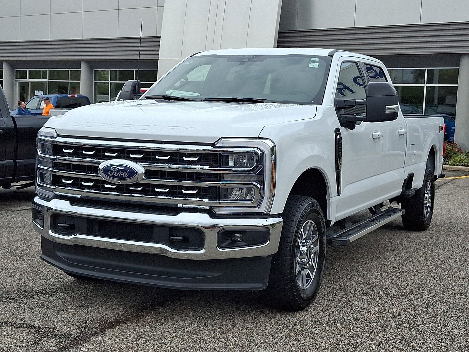 Used 2026 Ford F250 Lariat w/ FX4 Off-Road Package AWD/4WD image 4