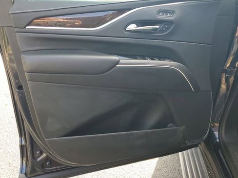 Used 2021 Cadillac Escalade Sport Platinum image 8