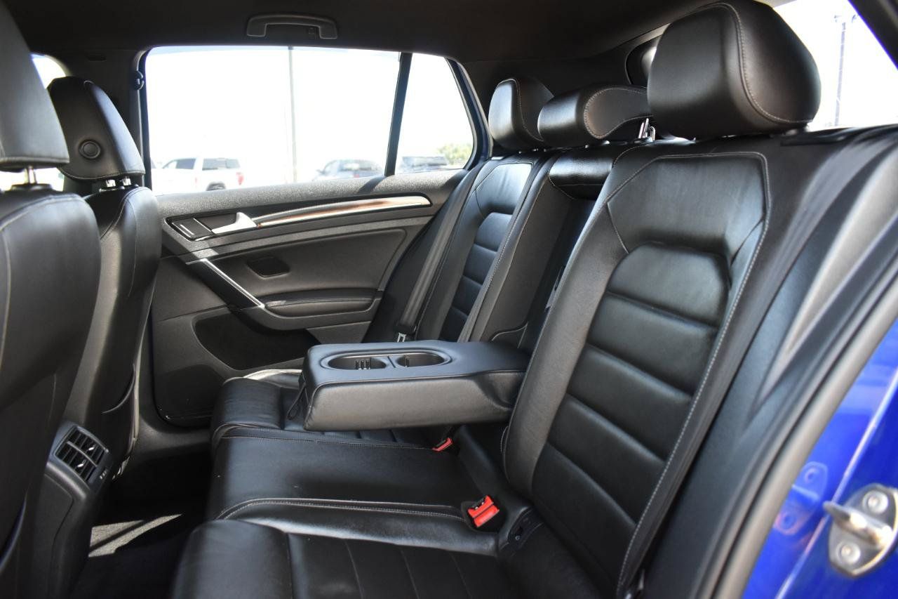 Used 2015 Volkswagen Golf R 4-Door AWD/4WD image 28