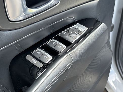 Used 2022 Kia Sorento SX image 29