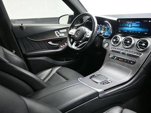 Used 2022 Mercedes-Benz GLC 300 4MATIC image 24