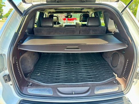 Used 2017 Jeep Grand Cherokee Summit AWD/4WD image 34