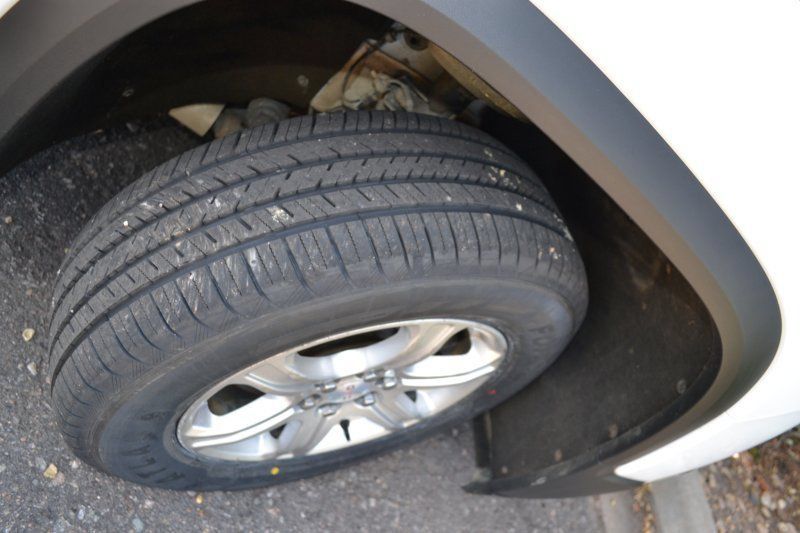 Used 2019 GMC Acadia SLE AWD/4WD image 38