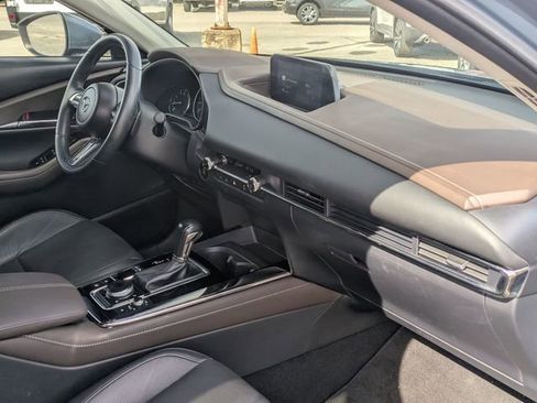 Used 2021 MAZDA CX-30 AWD 2.5 S w/ Premium Package image 30