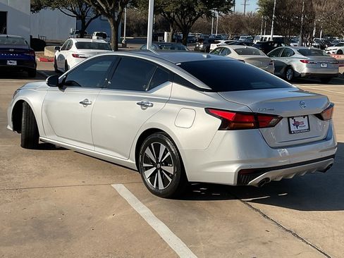 Used 2019 Nissan Altima 2.5 SL image 7