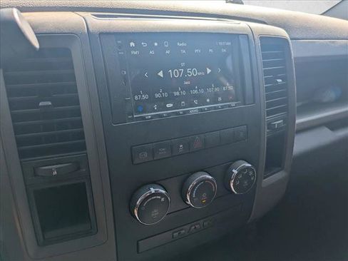 Used 2012 RAM 2500 ST w/ Chrome Appearance Group AWD/4WD image 11