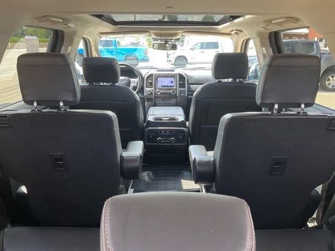 Used 2021 Ford Expedition Platinum image 27