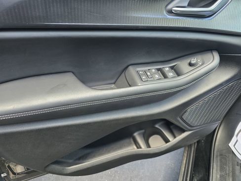 Used 2025 Jeep Grand Cherokee L Laredo w/ MOPAR Finishing Package image 13