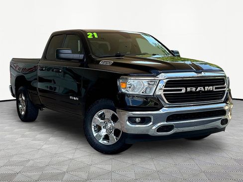 Used 2021 RAM 1500 Big Horn AWD/4WD image 3