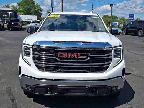 Used 2025 GMC Sierra 1500 SLT w/ SLT Premium Package AWD/4WD image 2