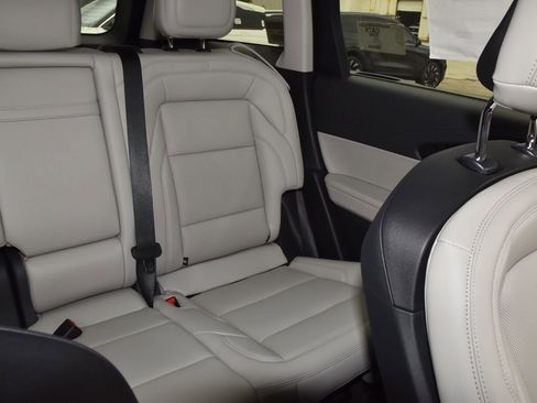 New 2026 Lincoln Nautilus Premier image 28