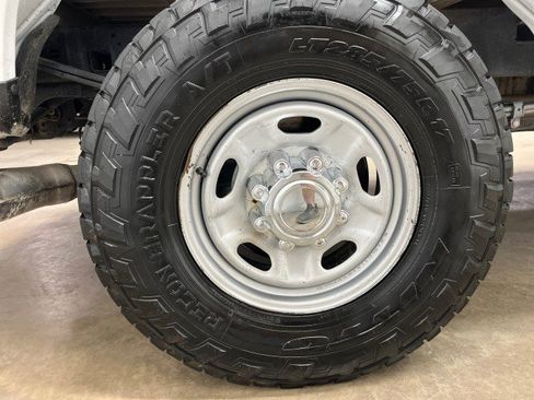 Used 2022 Ford F250 XL w/ Power Equipment Group image 40