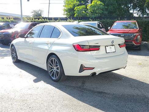 Used 2020 BMW 330i xDrive Sedan w/ Convenience Package image 3