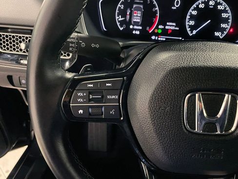 Used 2025 Honda Civic Sport image 31