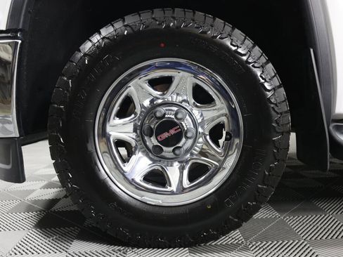 Used 2015 GMC Sierra 1500 2WD Regular Cab w/ Sierra Convenience Package image 9