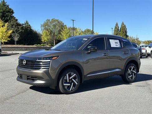 New 2026 Nissan Kicks SV image 16